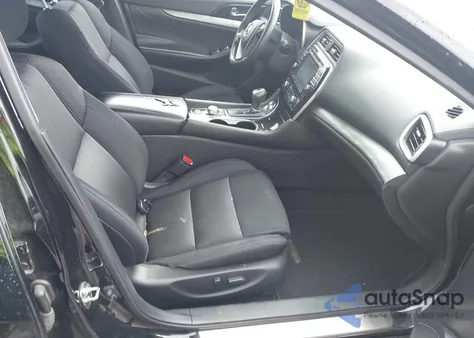 2017 Nissan Maxima 3.5 S из США, поврежденный, VIN 1N4AA6AP6HC400662